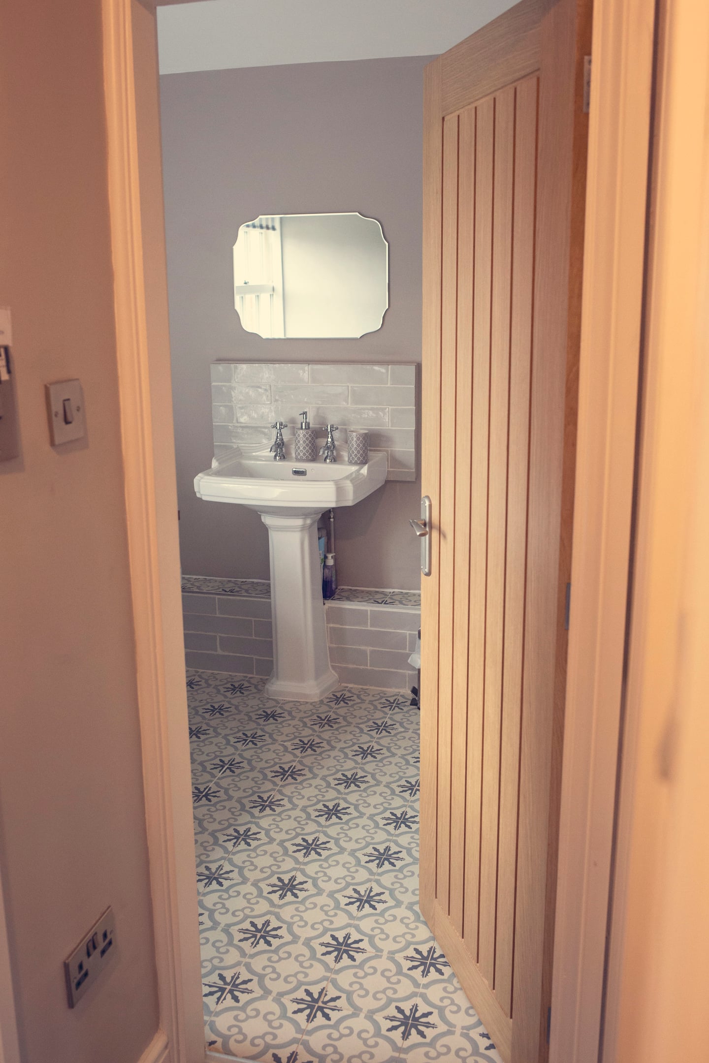 Lock Keeper's Cottage — Cheshire holiday cottage photo 37