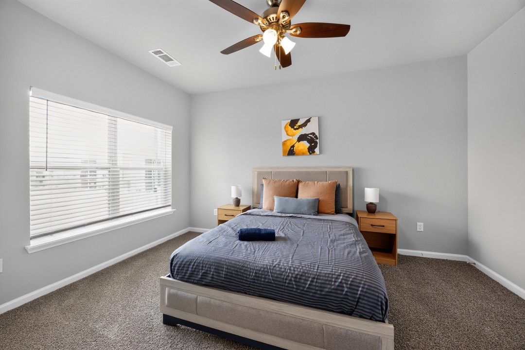 Whitewing Flats · Unit 7304 2/2