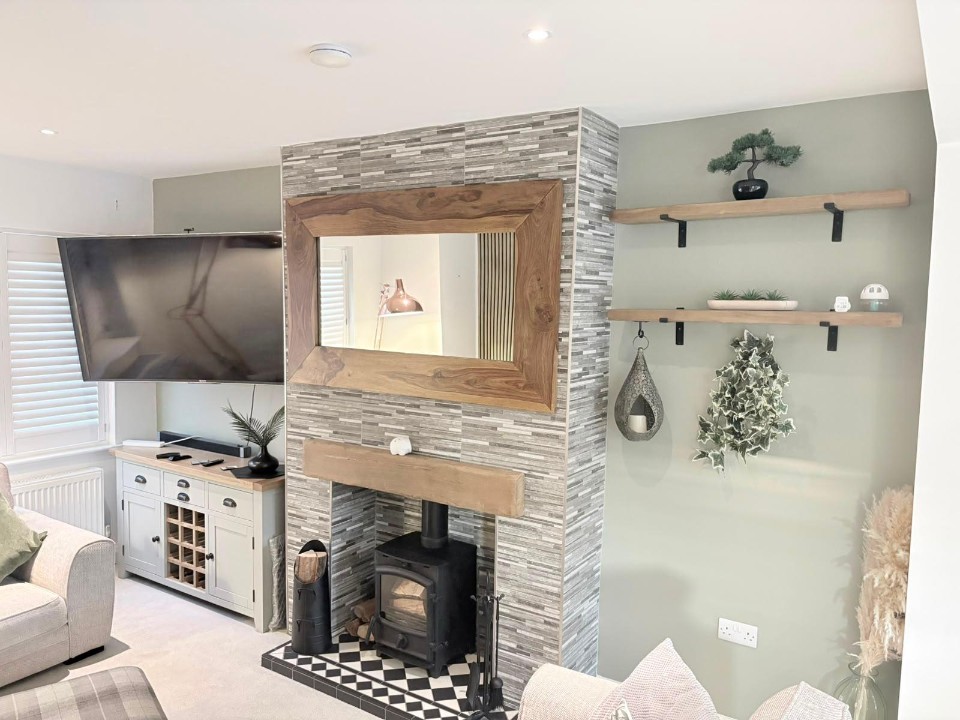 12 Broughton Road