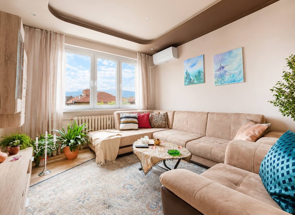 Property thumbnail 1