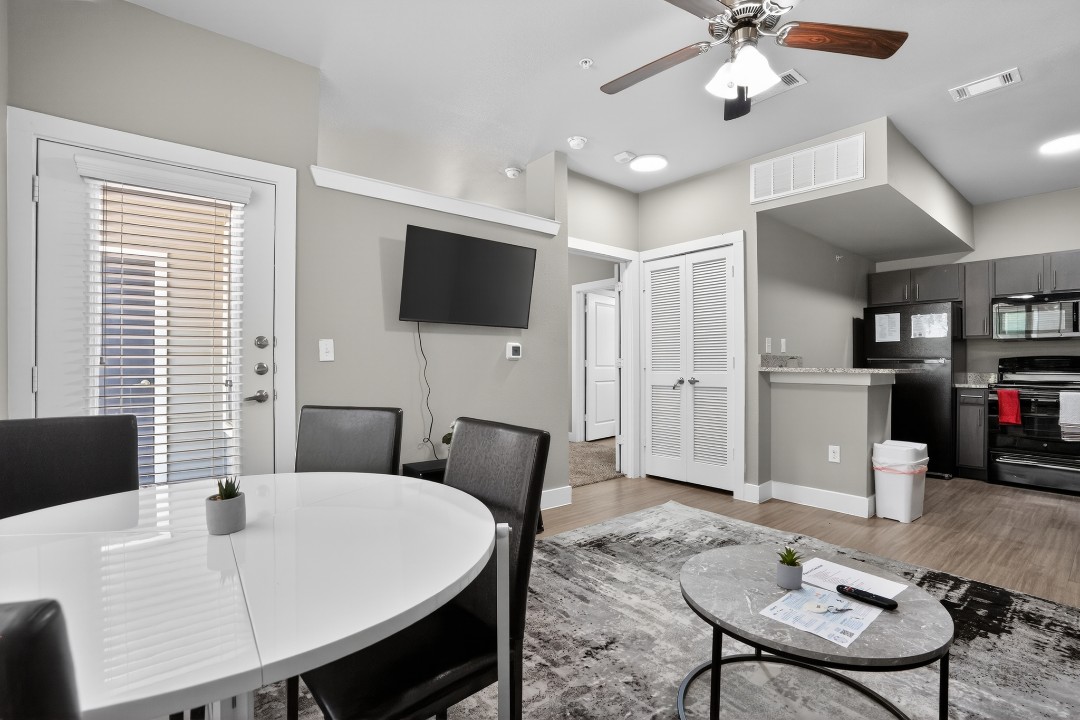 The Lodge at Guadalupe 1/1 · Unit 1511