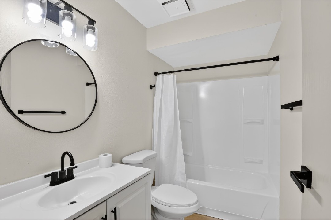 Rosehill Pointe · Unit 36 2/1