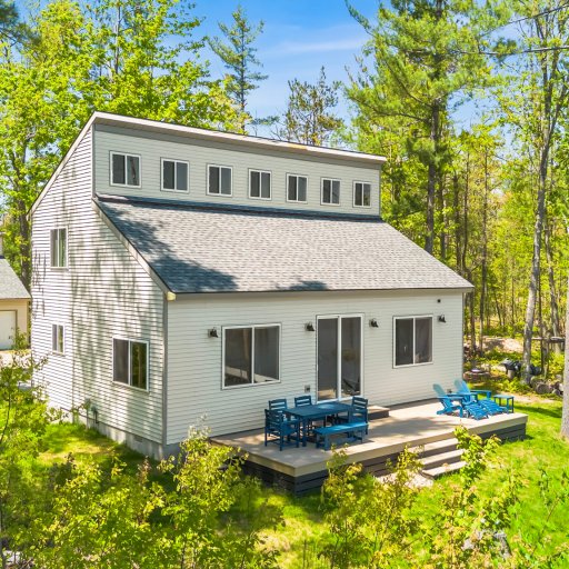 Expansive lakeside deck for gatherings