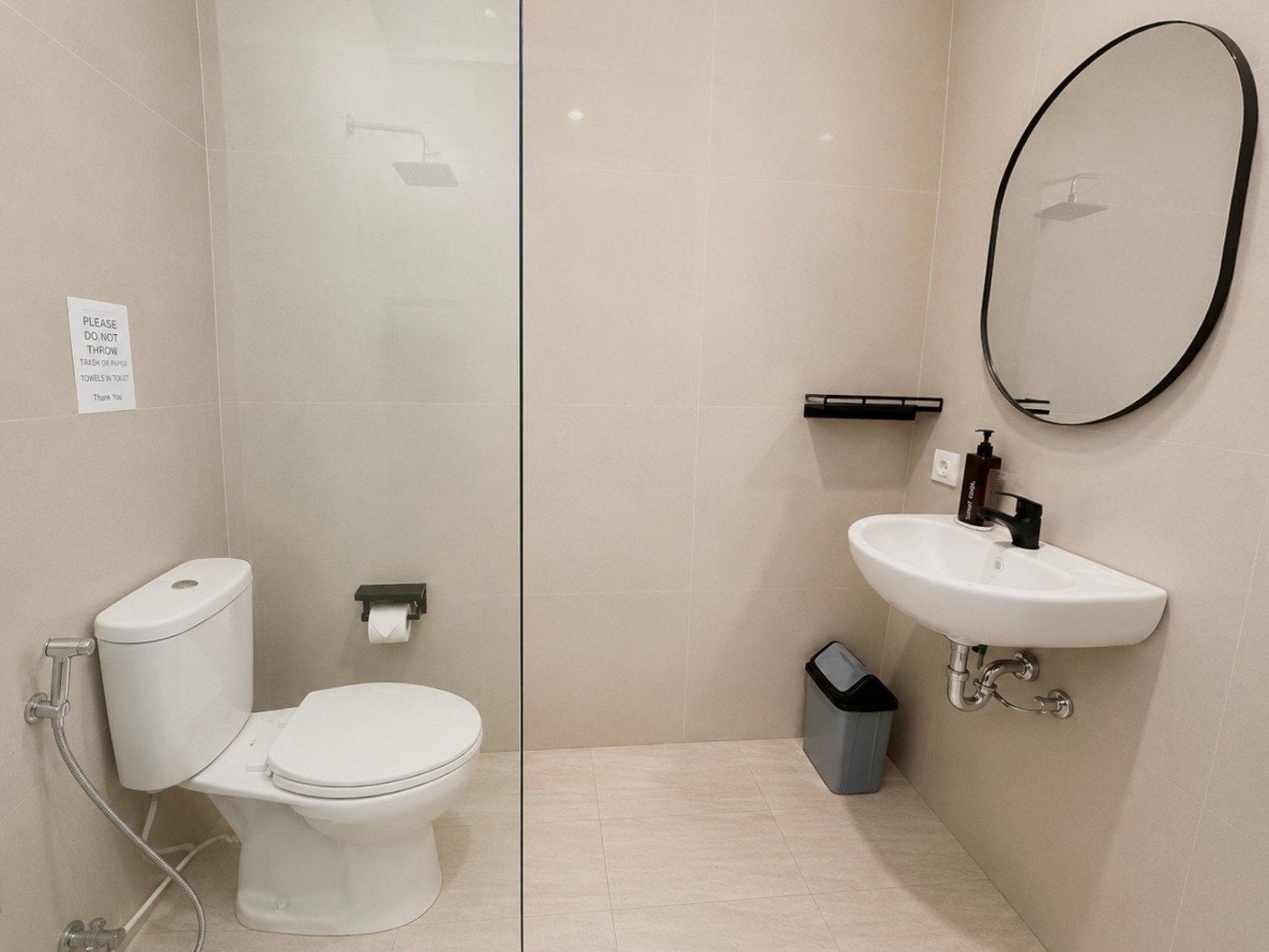 Island Boy Guesthouse – Pantai Lima (First Floor) — photo 12
