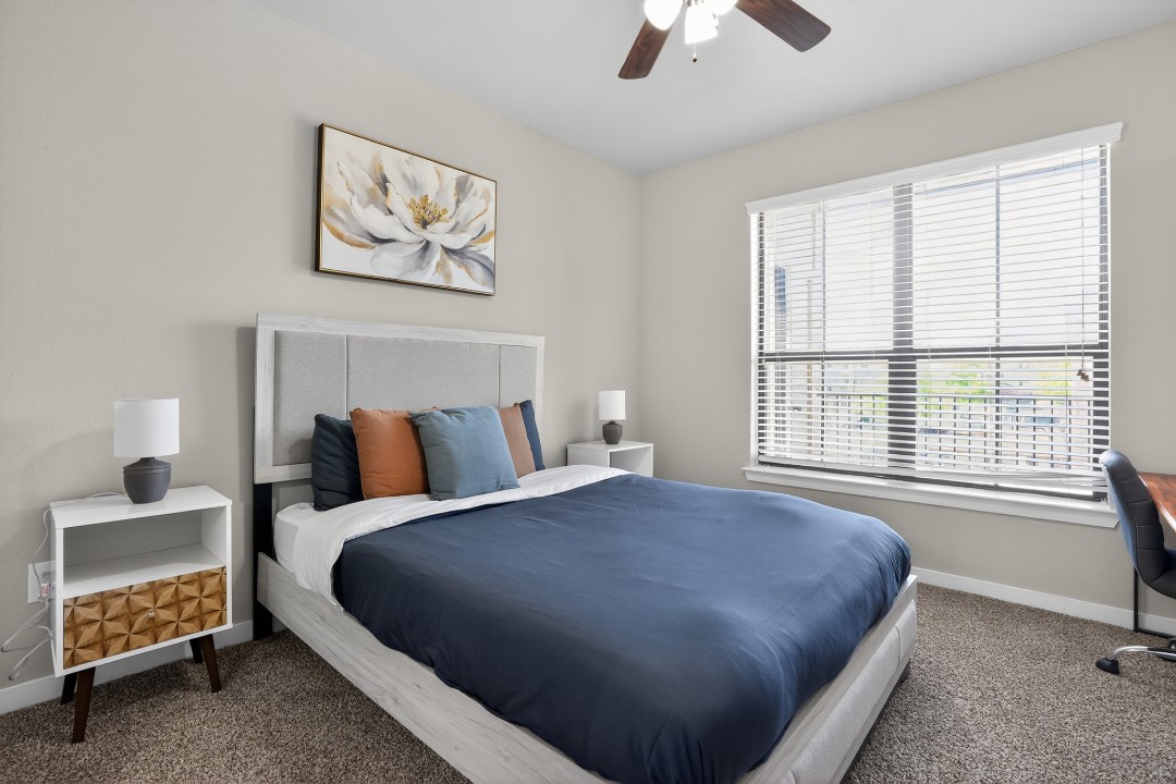 1 Bedroom · Signature layout