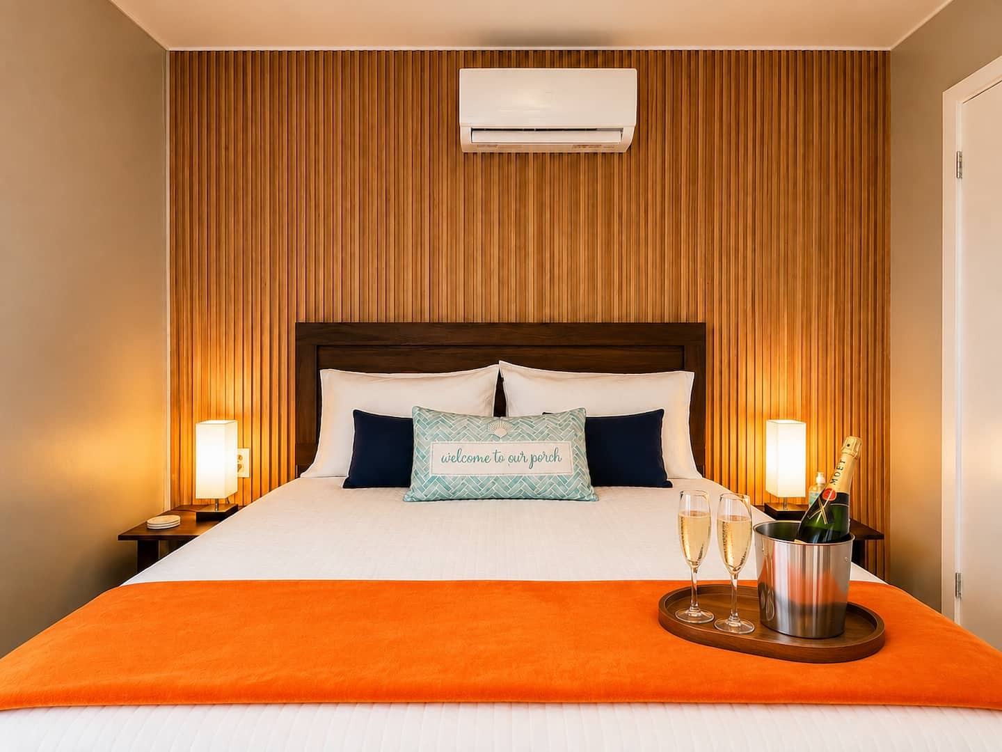 Cleveland Studio — Modern Studio + Private Parking | Near Beach — vacation rental managed by BestStay in Hollywood, FL