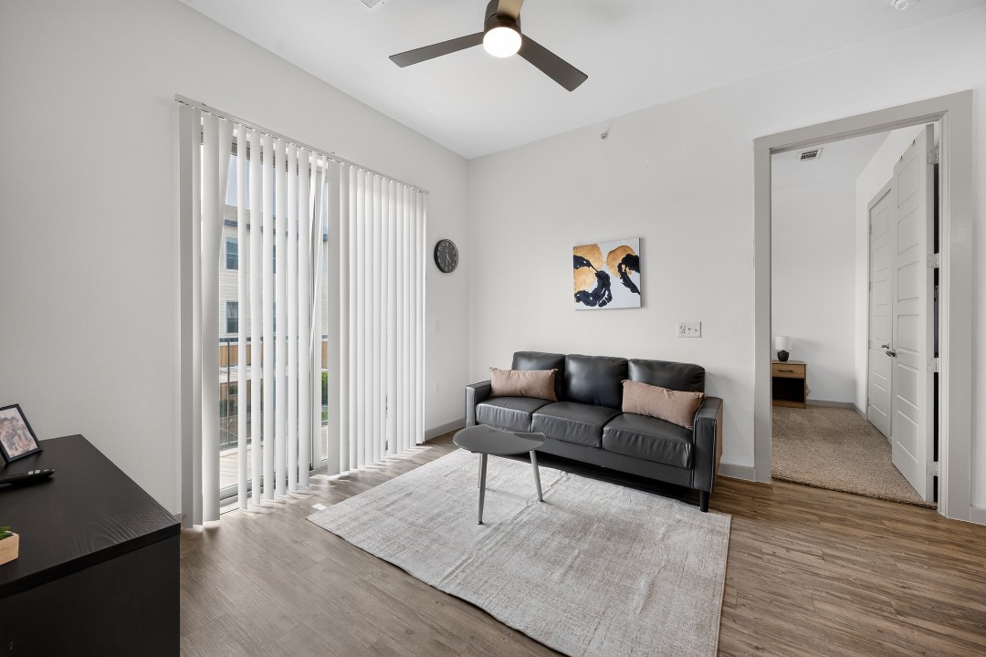 The Creekside at Vantage · Unit 3215 2/2
