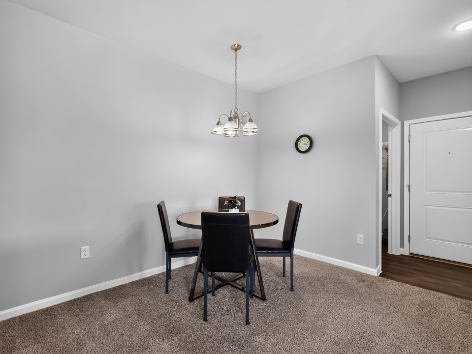 Whitewing Flats · Unit 8204 1/1