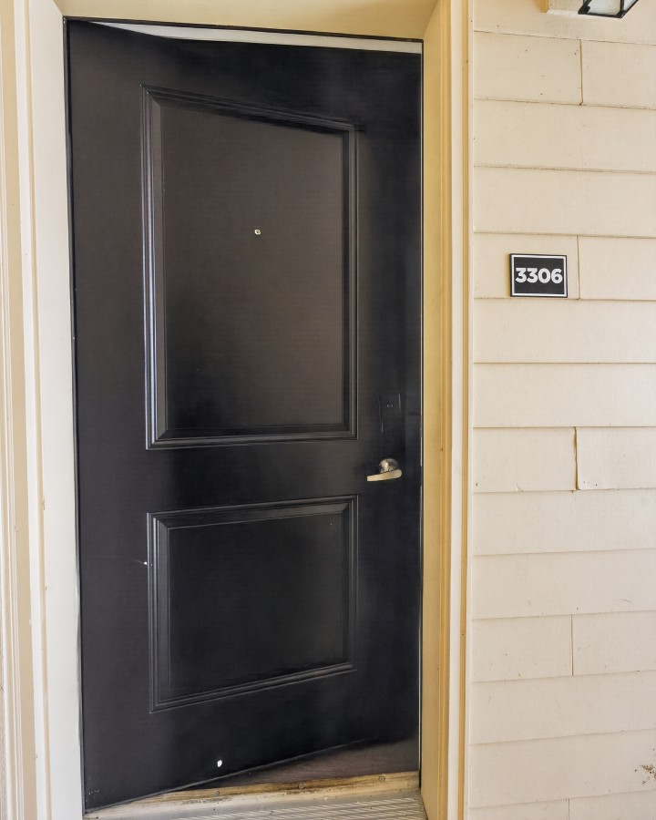 Whitewing Flats · Unit 3306 2/2