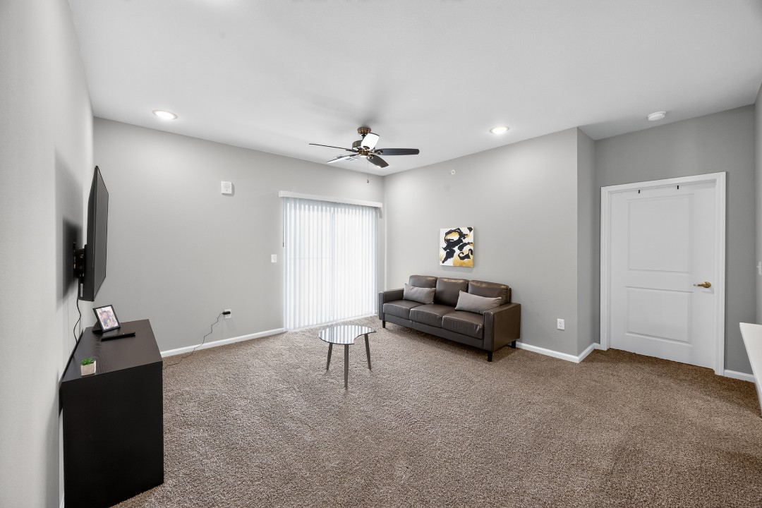 Whitewing Flats · Unit 7304 2/2