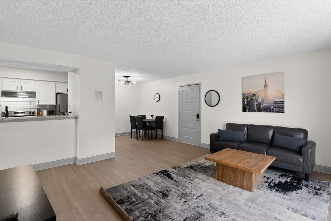 Rosehill Pointe · Unit 31 2/1