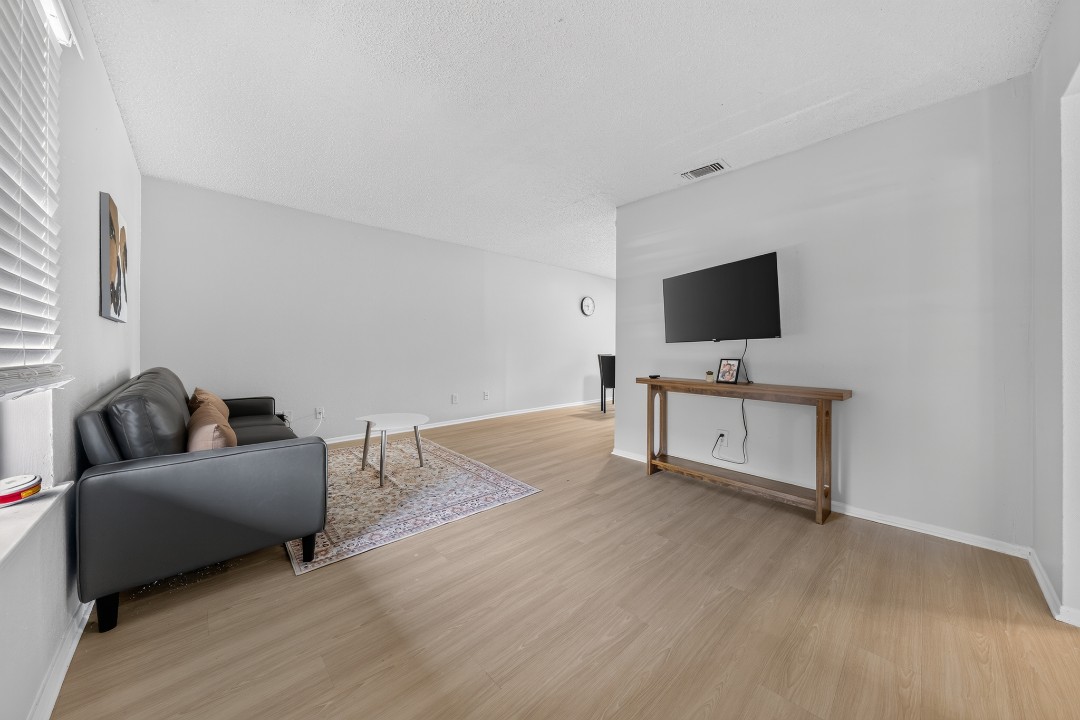 The Haven · Unit 523 2/2