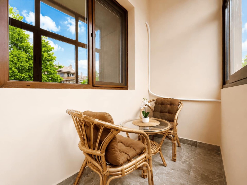 Property thumbnail 12