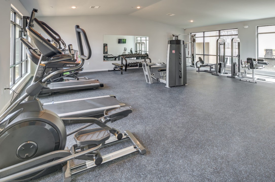 Whitewing Flats · Unit 1303 1/1