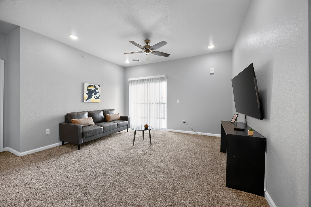 Whitewing Flats · Unit 3207 2/2
