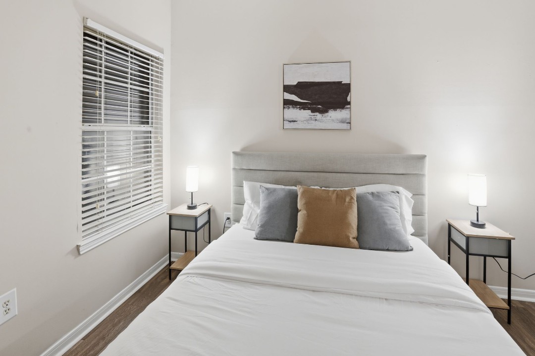 The Avenues of Lakeshore · Unit 2602 2/1