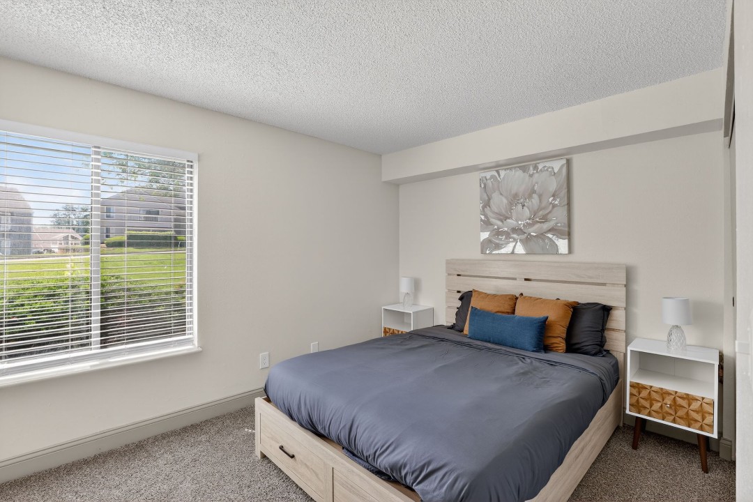 Rosehill Pointe · Unit 31 2/1
