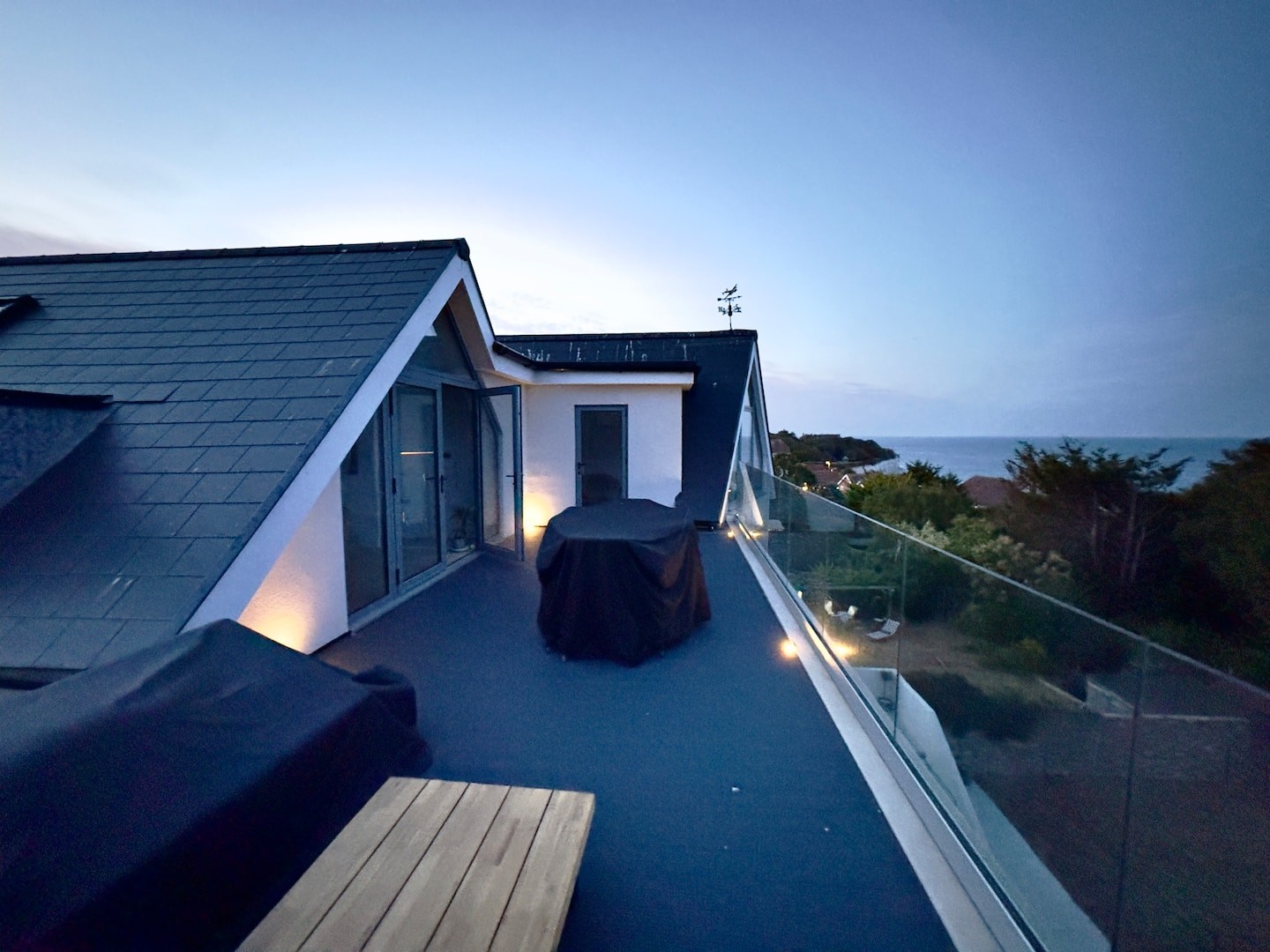 Penthouse with sea views and roof terrace by Adliv — photo 1
