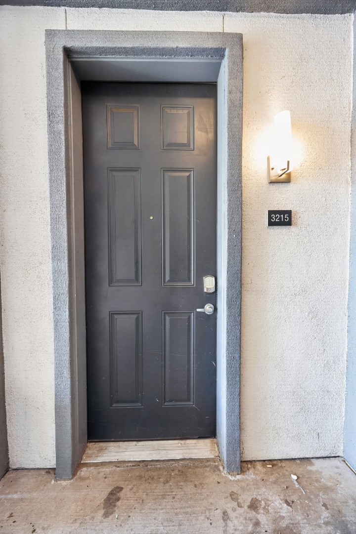 The Creekside at Vantage · Unit 3215 2/2
