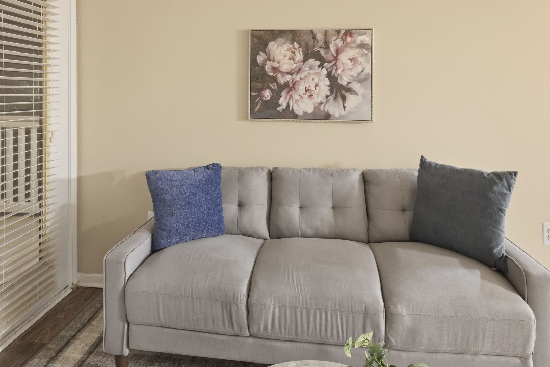 The Avenues of Lakeshore · Unit 2602 2/1