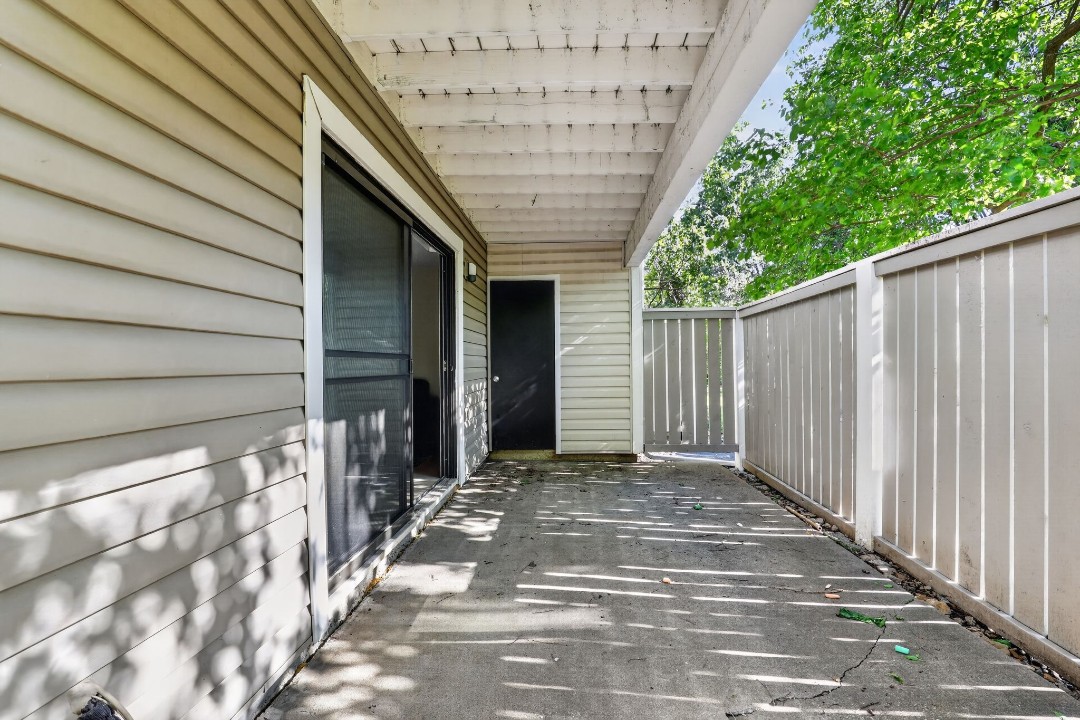 Rosehill Pointe · Unit 161 1/1