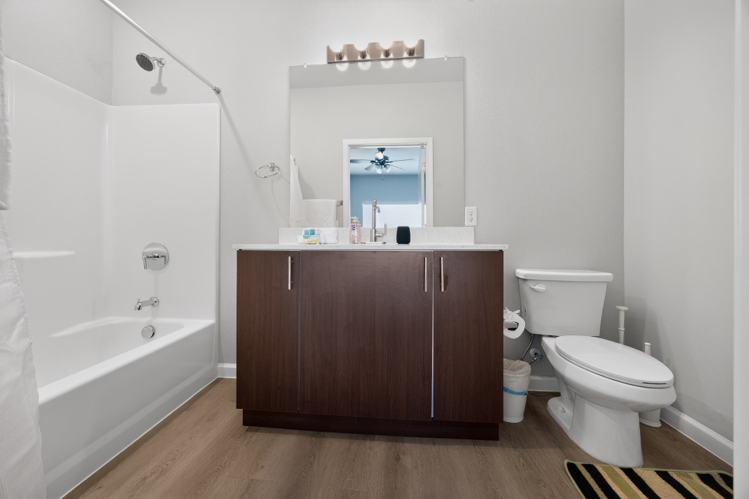 Whitewing Flats · Unit 3306 2/2