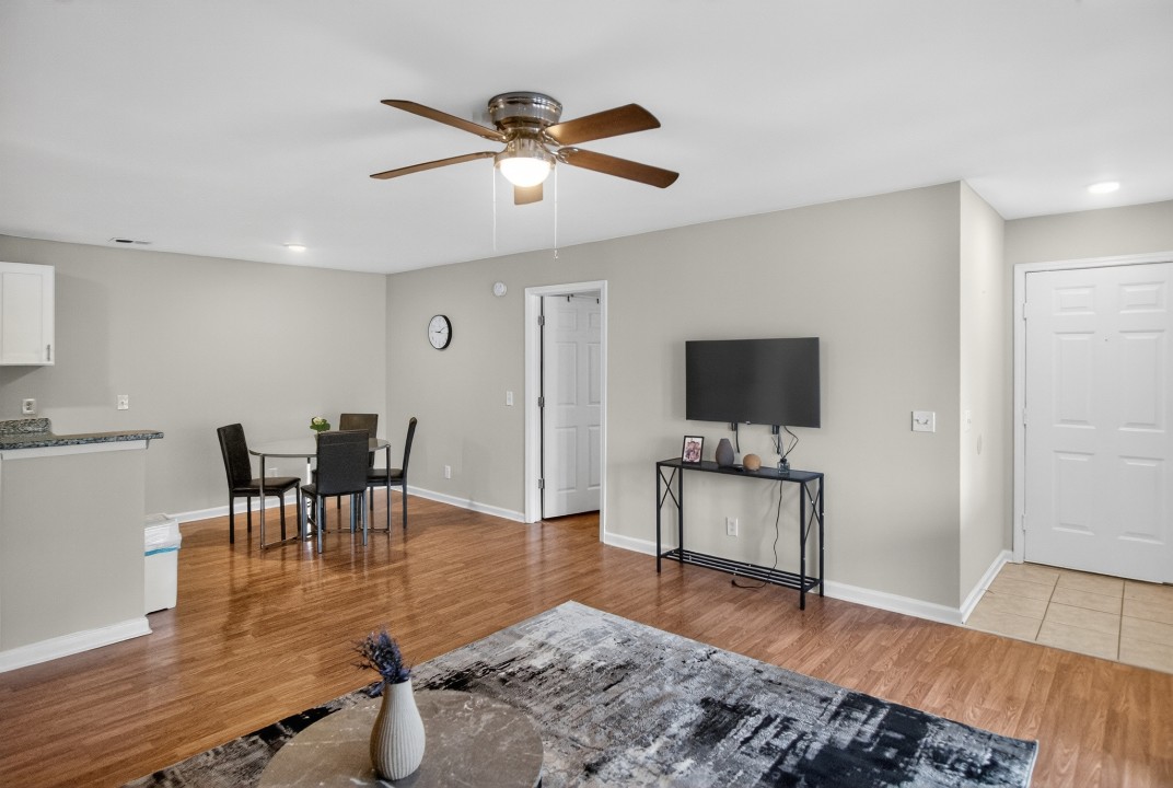 King George 2/2 · Unit 1007