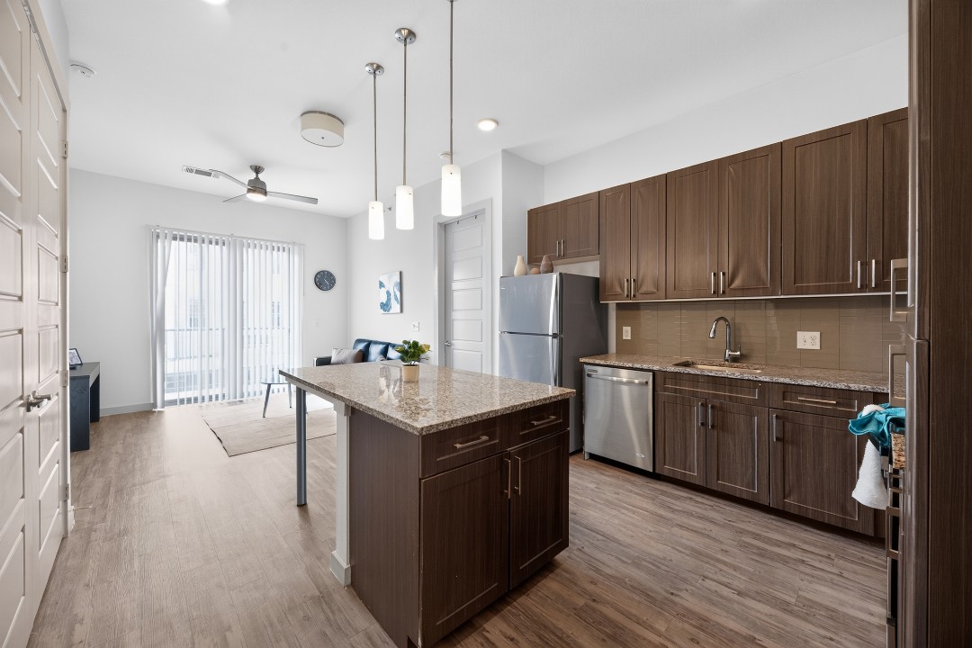 The Creekside at Vantage · Unit 3215 2/2