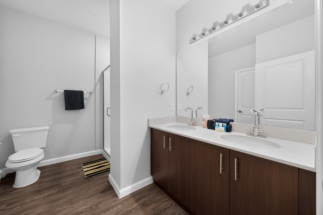 Whitewing Flats · Unit 7304 2/2