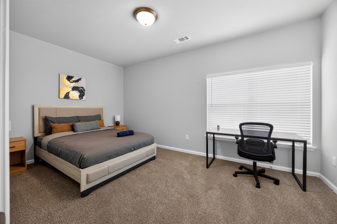 Whitewing Flats · Unit 7304 2/2