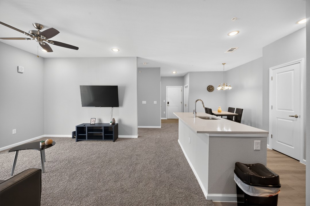 Whitewing Flats · Unit 3306 2/2