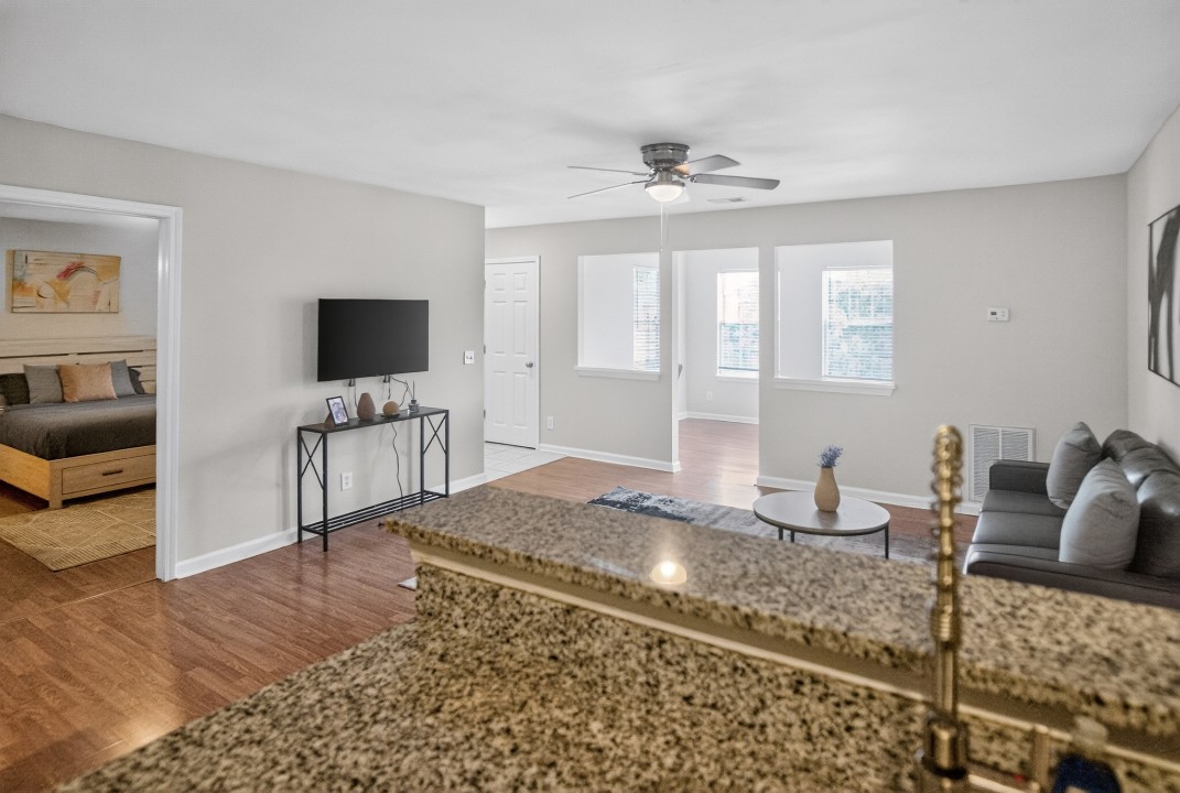 King George 2/2 · Unit 1007