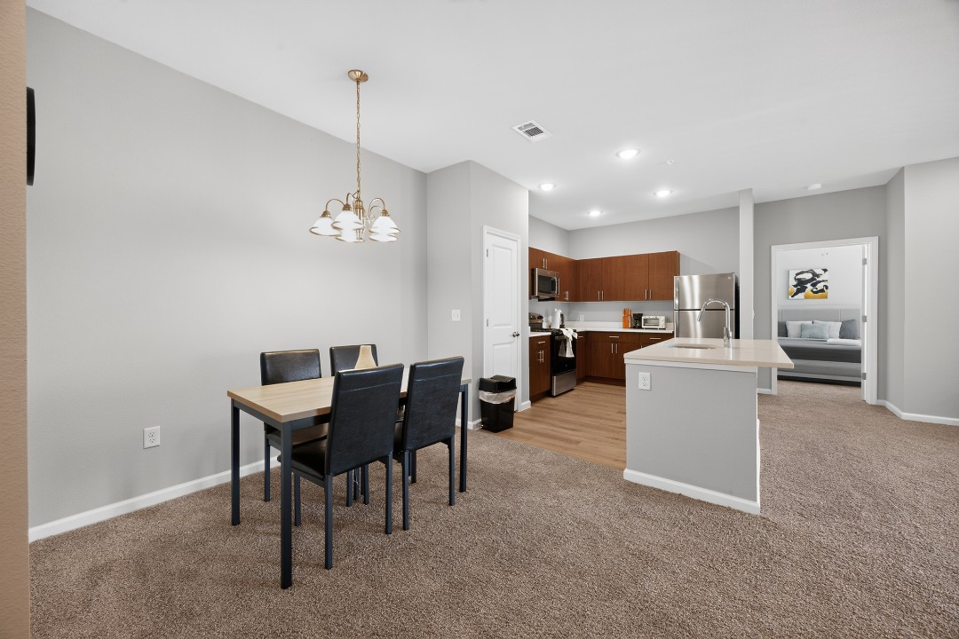 Whitewing Flats · Unit 3306 2/2