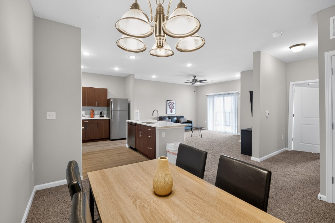 Whitewing Flats · Unit 1303 1/1