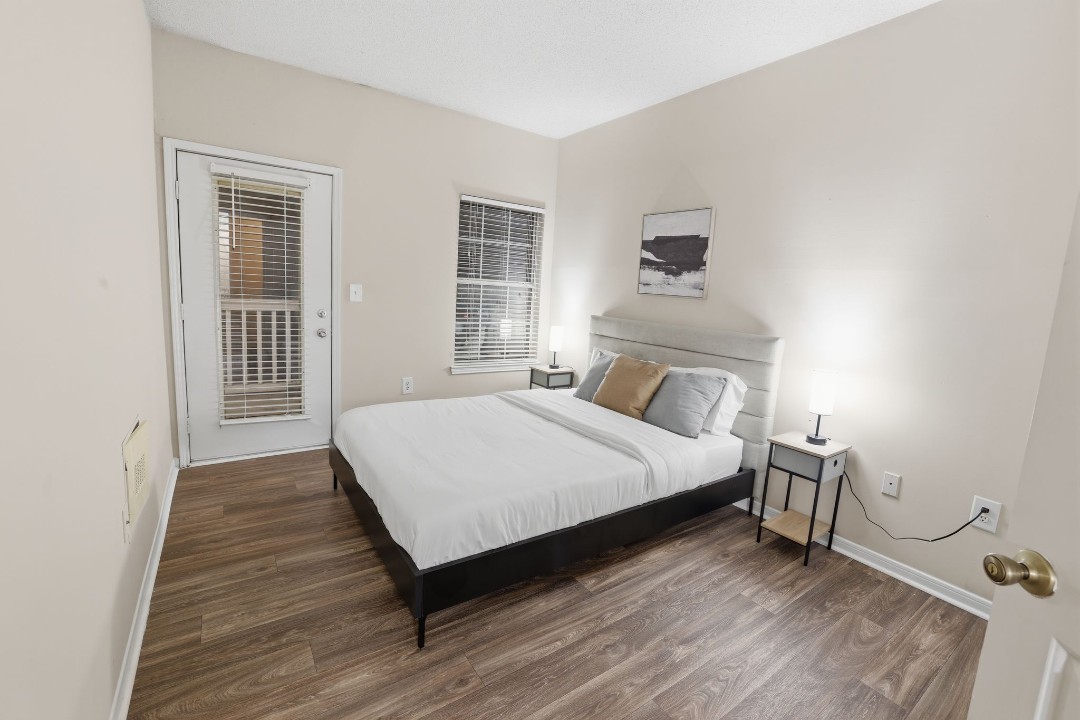 The Avenues of Lakeshore · Unit 2602 2/1