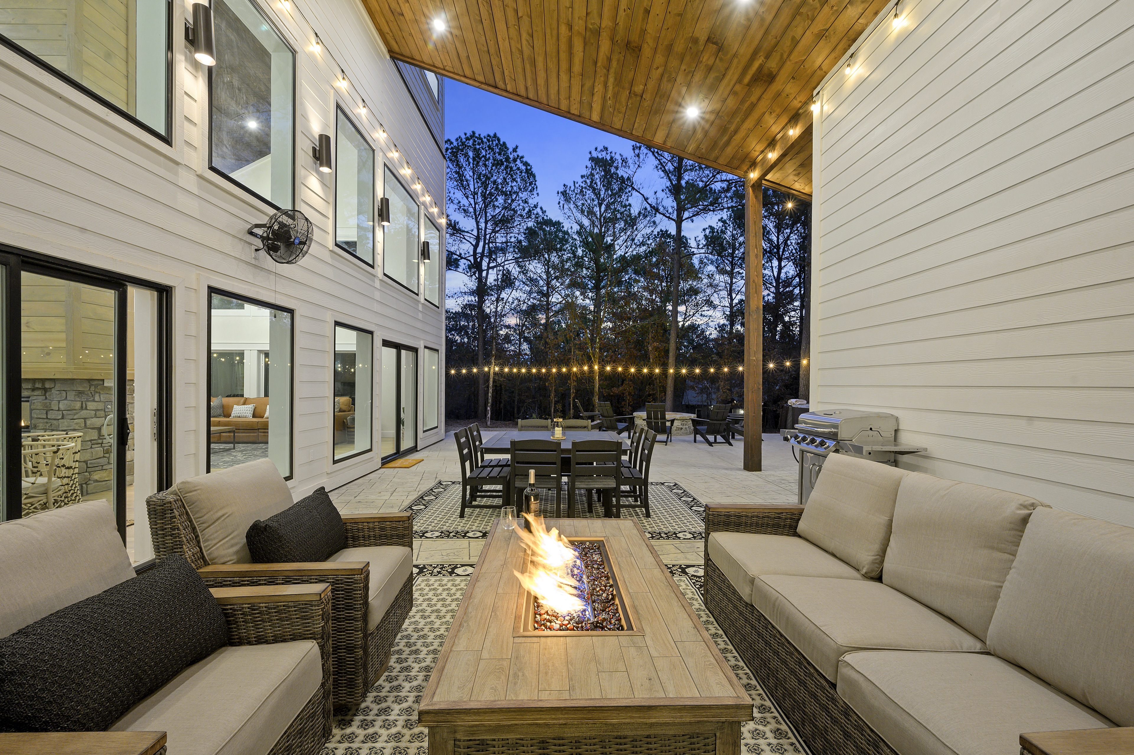 Sunshine Lodge