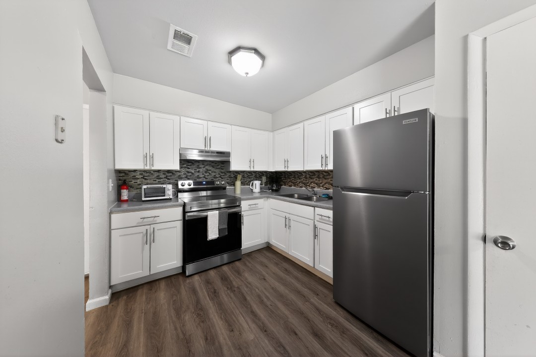 The Chateau 2bd/2bth · Unit unit 201