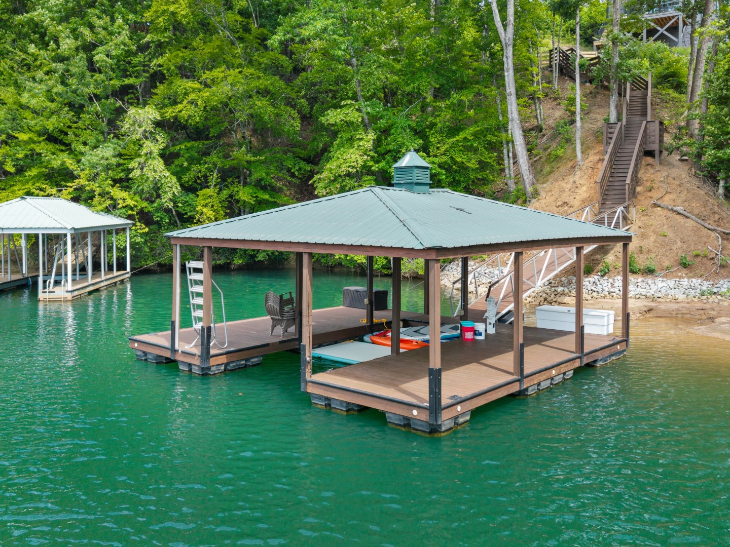 Keowee Canopy Retreat