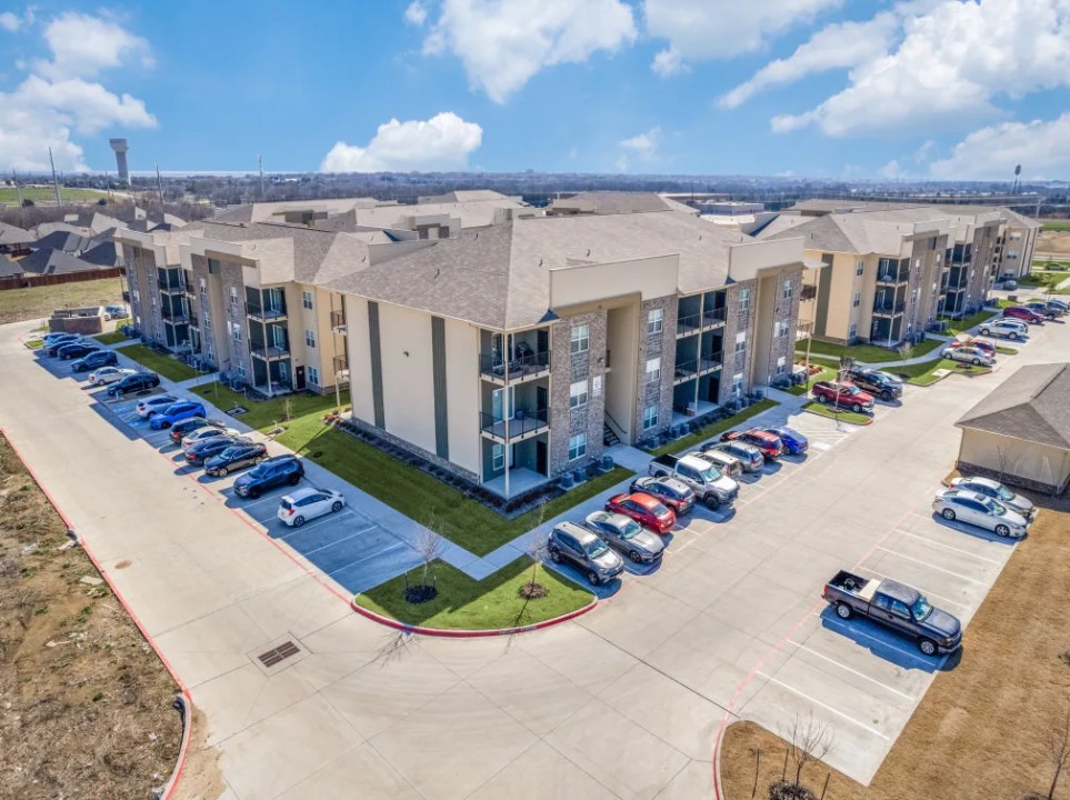 Whitewing Flats · Unit 8204 1/1