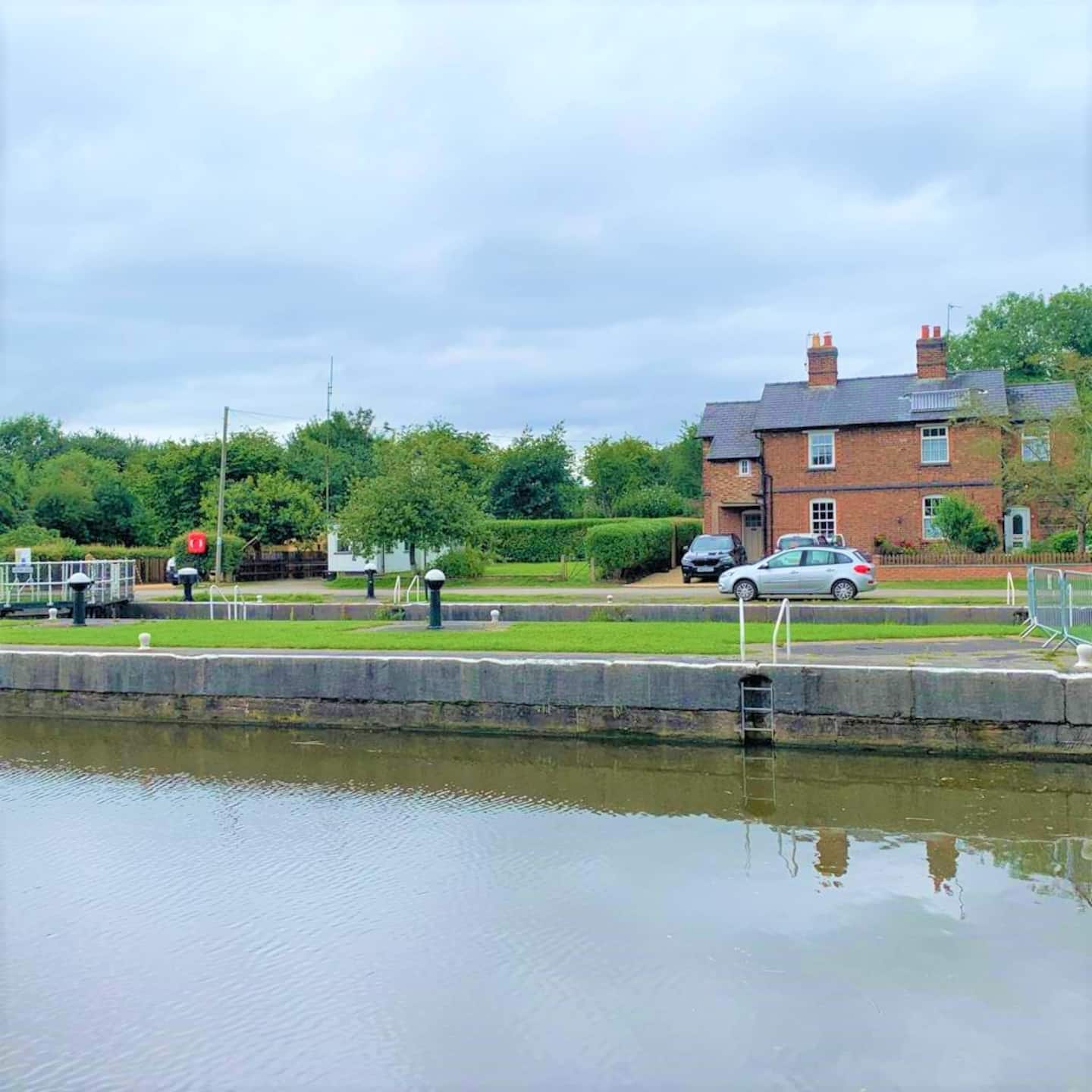 Lock Keeper's Cottage — Cheshire holiday cottage photo 61