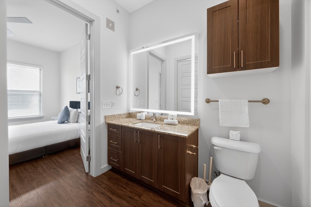 The Creekside at Vantage · Unit 3103 2/2