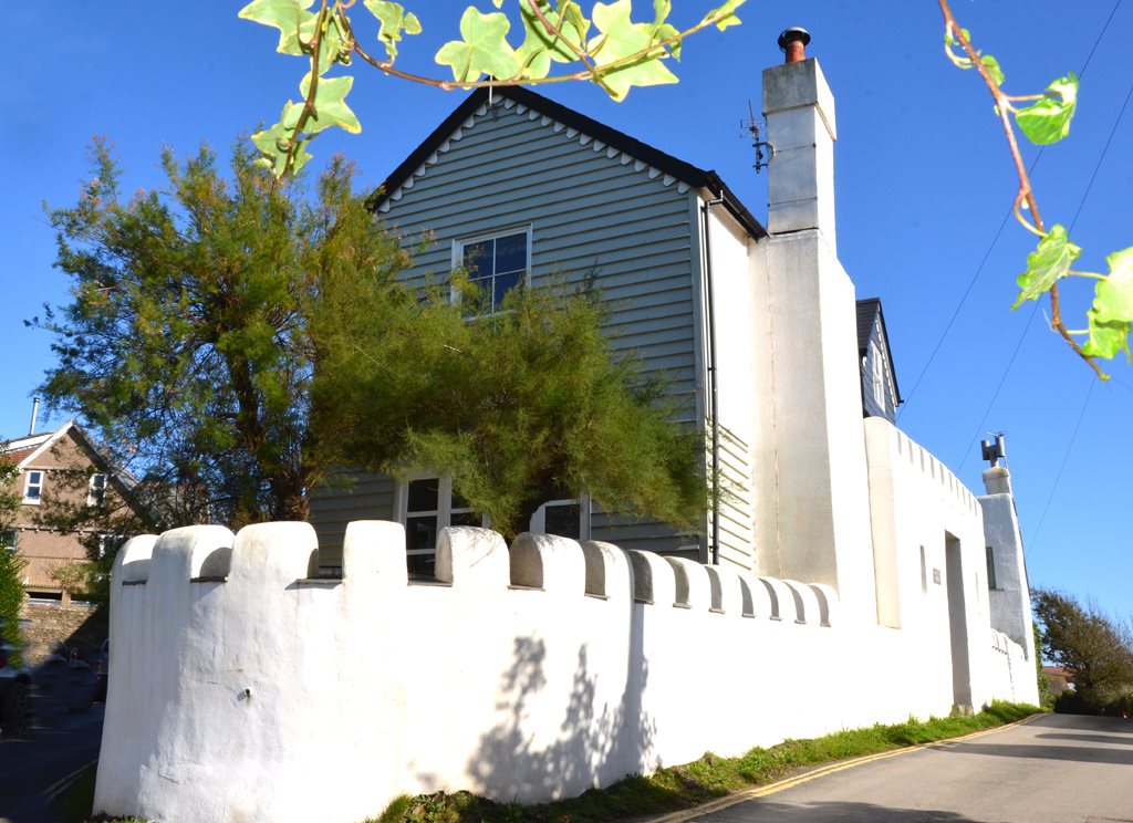 Bantham House 
